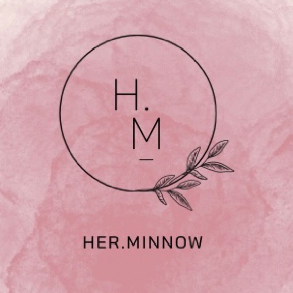 Meet your Posher, Nicole - Picture 1 of 1